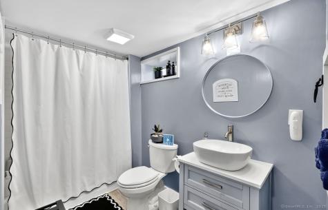 60 Wangonk Trail East Hampton CT 06424