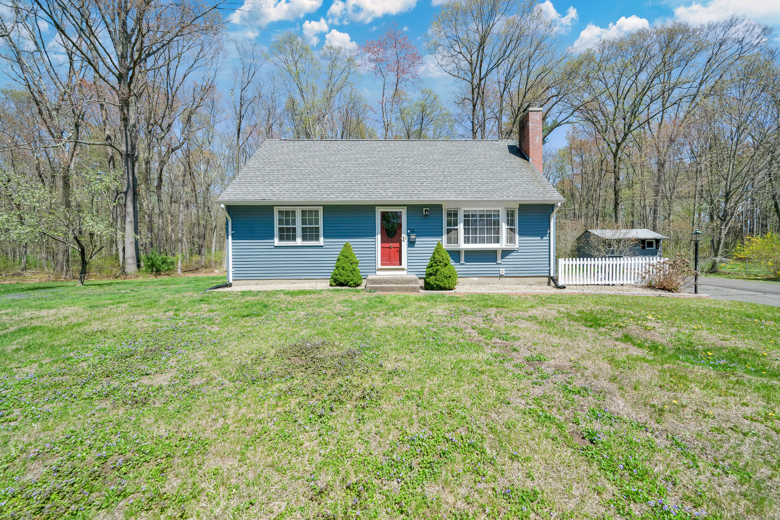 12 Rocket Run Enfield CT 06082