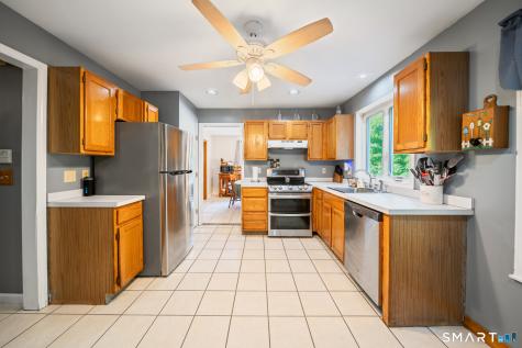 1 Lake Drive Oxford CT 06478