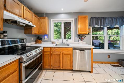 1 Lake Drive Oxford CT 06478