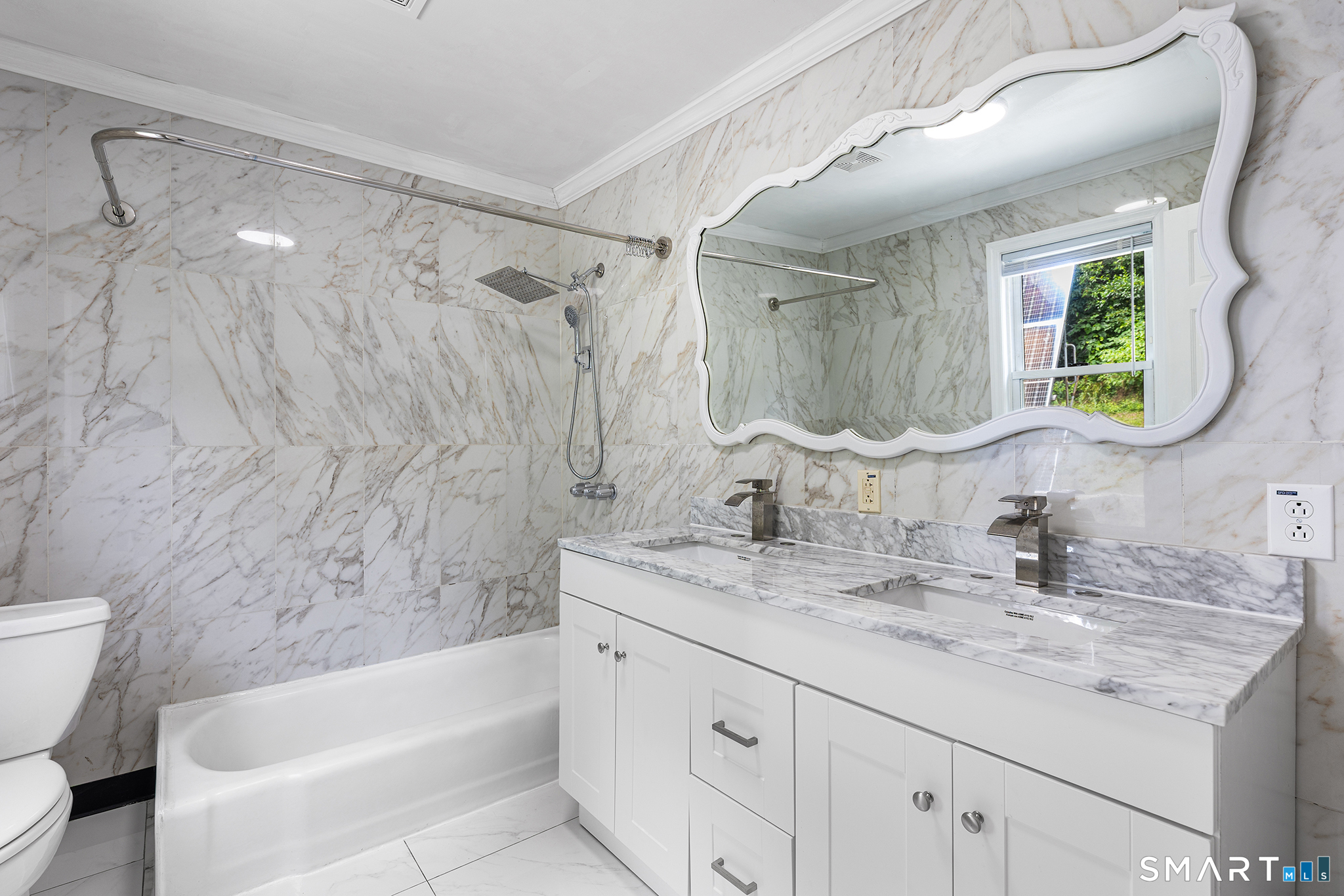 184 West Avenue Milford CT 06461