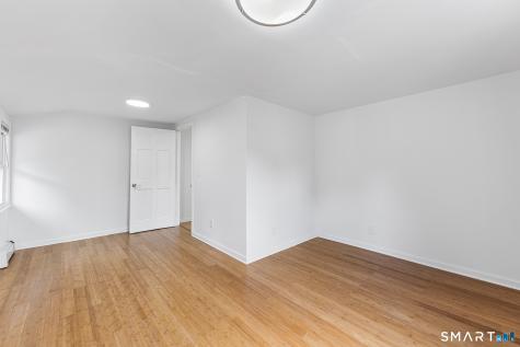 184 West Avenue Milford CT 06461