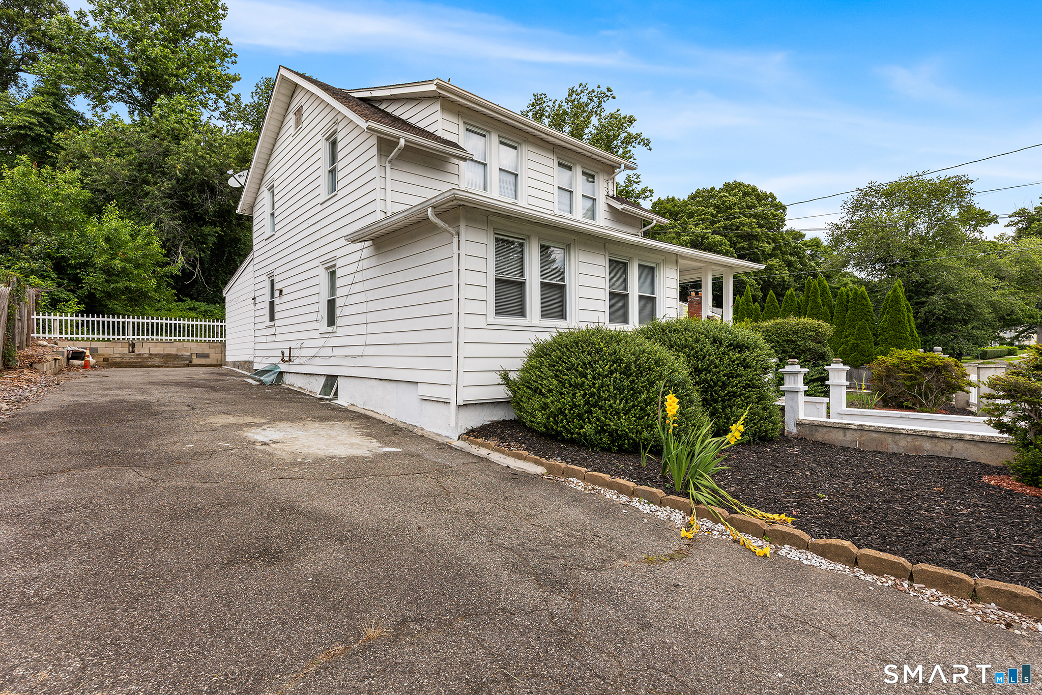 184 West Avenue Milford CT 06461