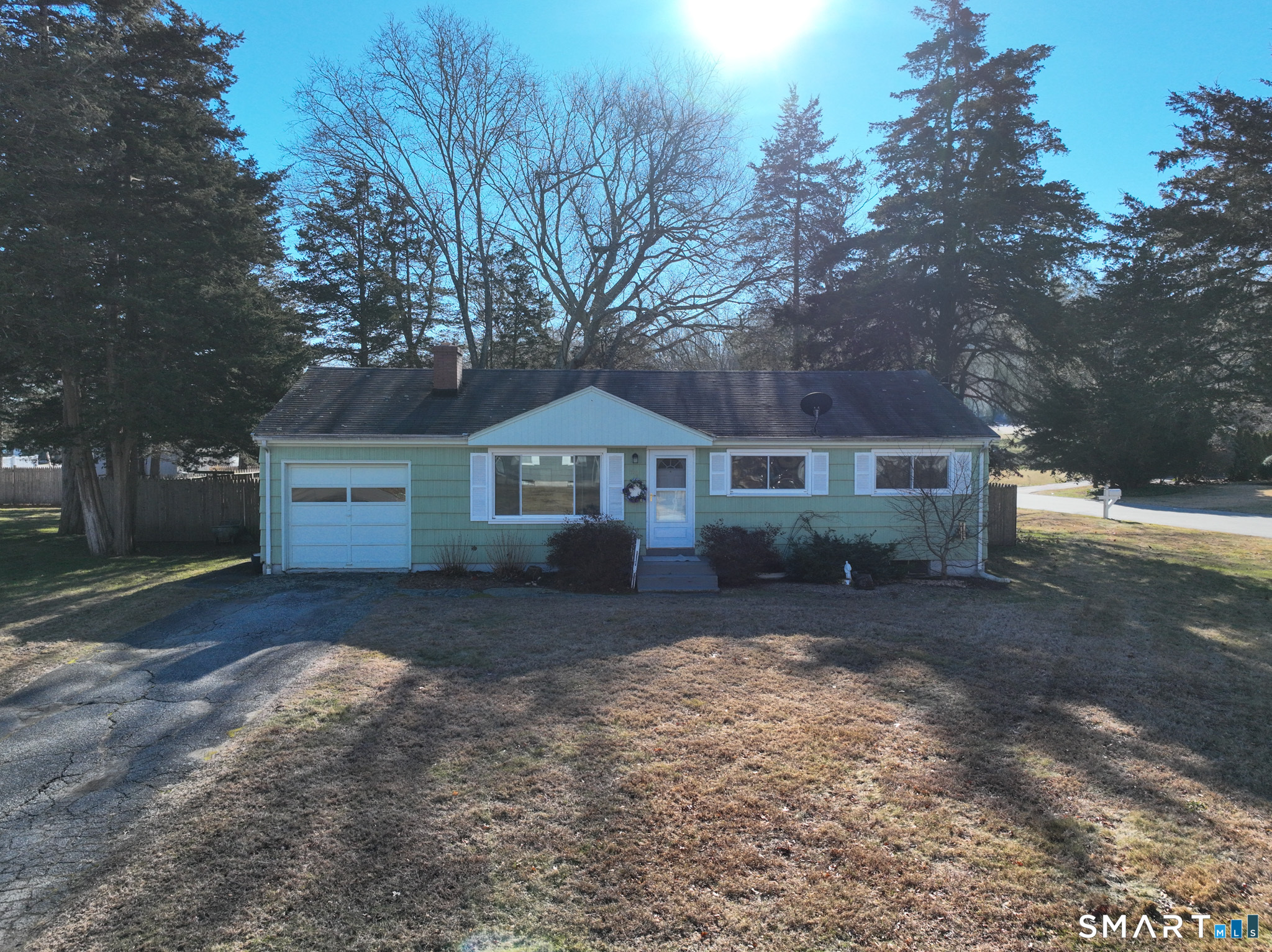 52 Cedar Drive North Stonington CT 06359