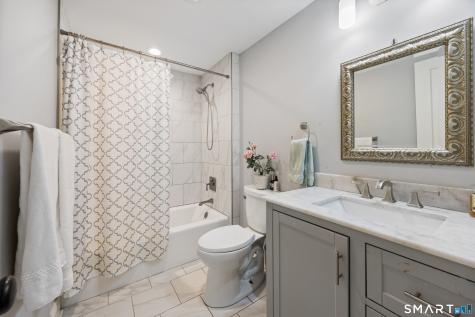 28 Maplewood Lane North Branford CT 06472