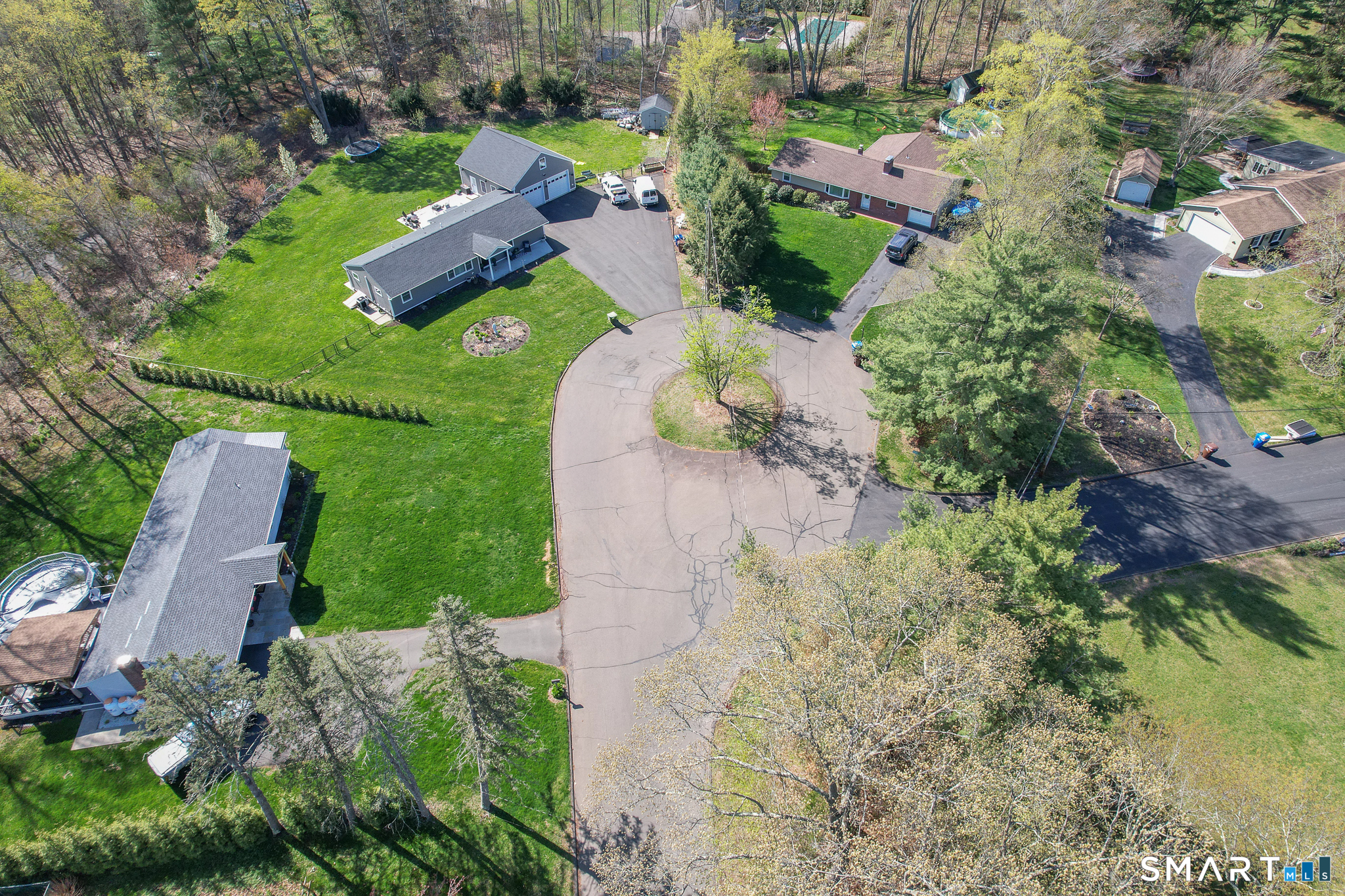 28 Maplewood Lane North Branford CT 06472