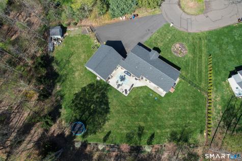 28 Maplewood Lane North Branford CT 06472