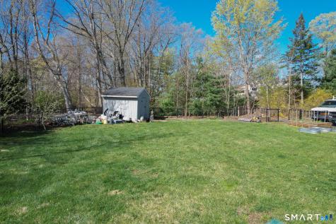 28 Maplewood Lane North Branford CT 06472