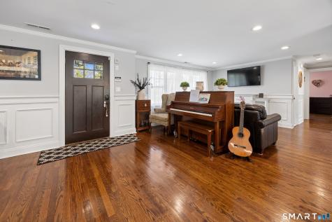 28 Maplewood Lane North Branford CT 06472