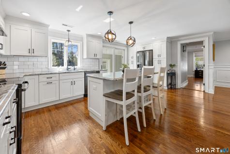 28 Maplewood Lane North Branford CT 06472