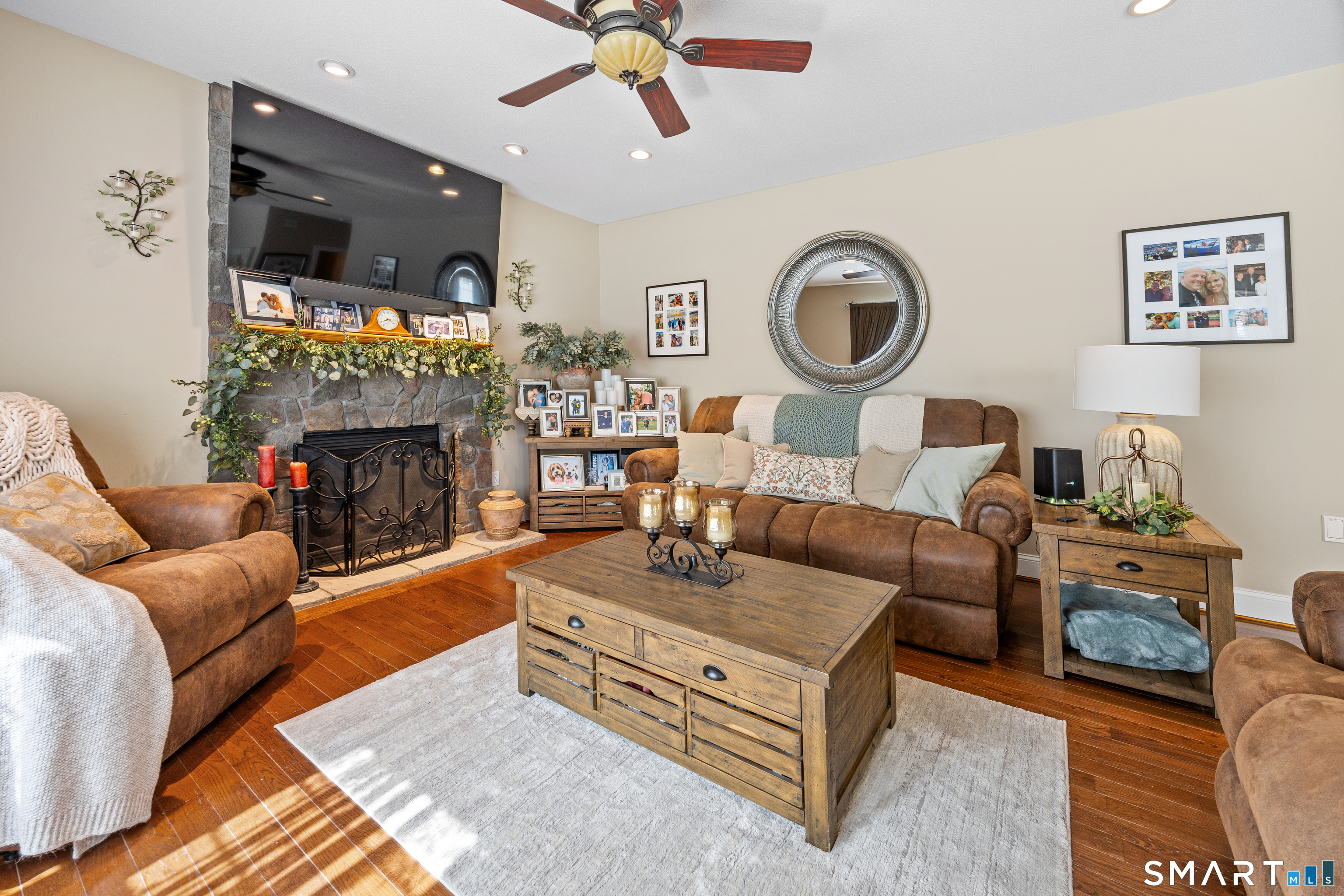 1 James Place Plainville CT 06062