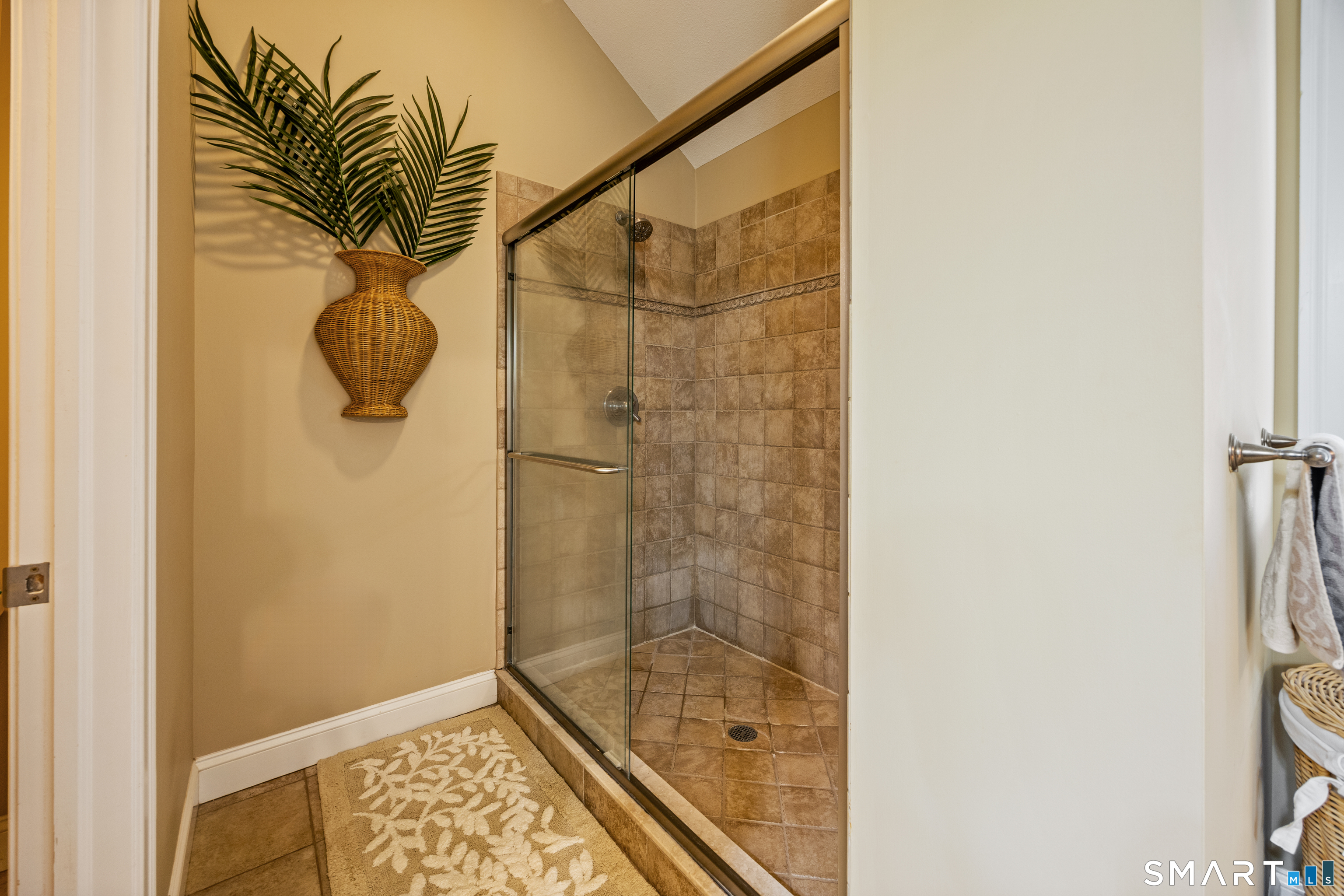 1 James Place Plainville CT 06062
