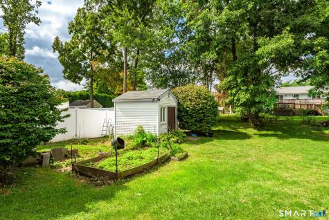 17 Pequot Road Plainville CT 06062