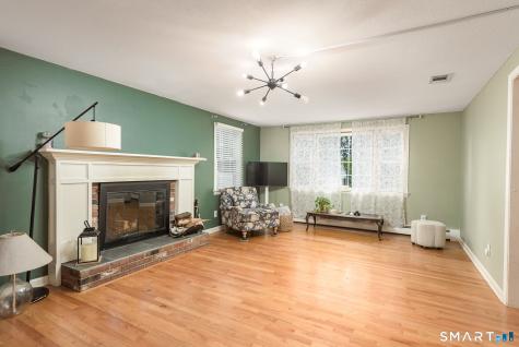 17 Pequot Road Plainville CT 06062