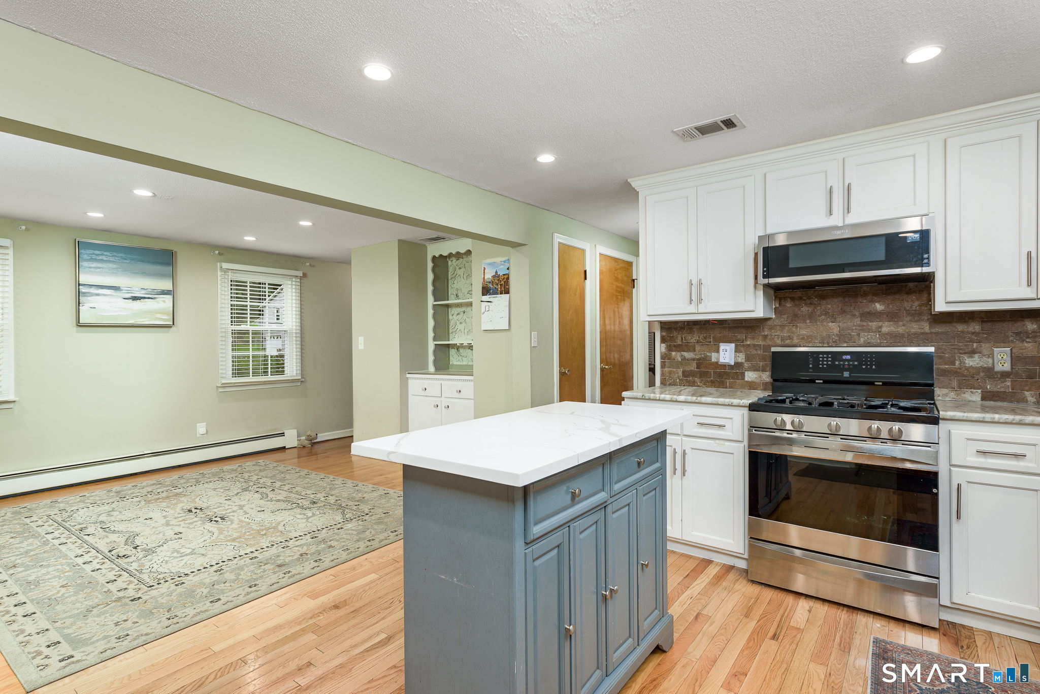 17 Pequot Road Plainville CT 06062