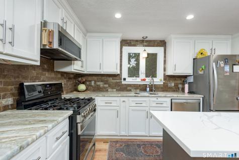 17 Pequot Road Plainville CT 06062