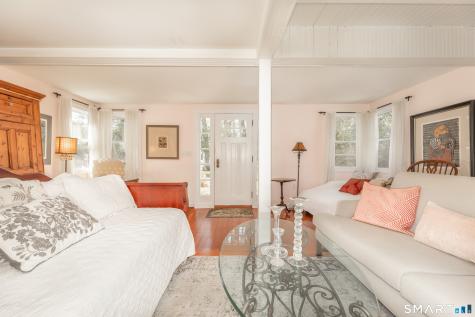 25 Bishop Road Branford CT 06405