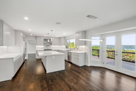 11 Hillcrest Drive New Fairfield CT 06812