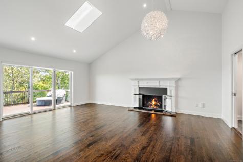 11 Hillcrest Drive New Fairfield CT 06812