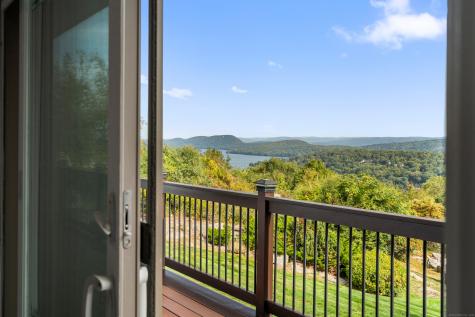 11 Hillcrest Drive New Fairfield CT 06812