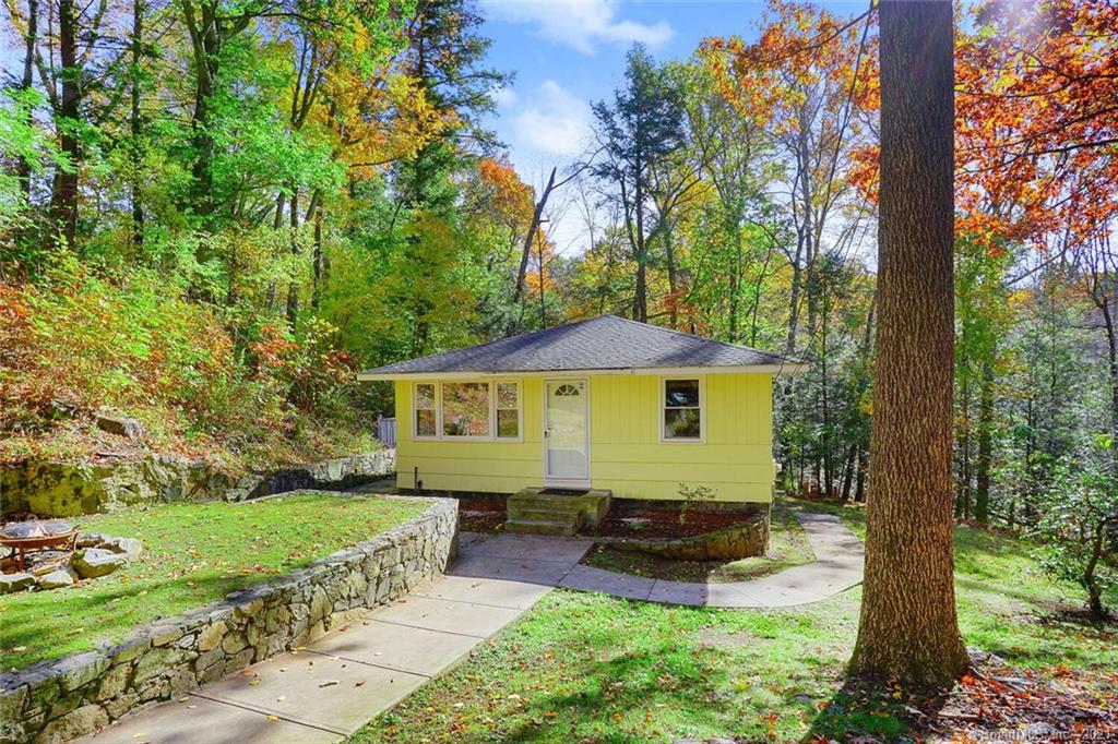 49 Olmstead Road Redding CT 06896