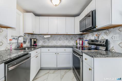 50 Deering Lane Waterbury CT 06706