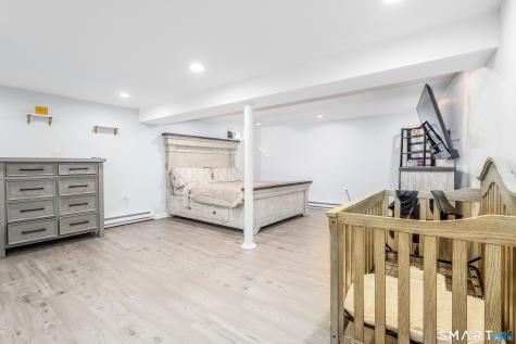 50 Deering Lane Waterbury CT 06706