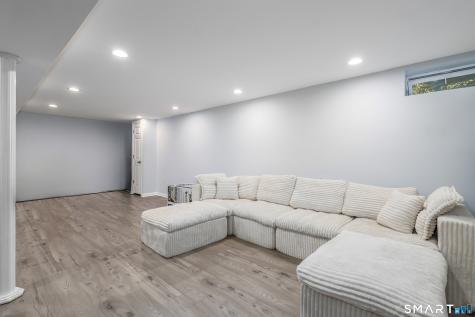 50 Deering Lane Waterbury CT 06706
