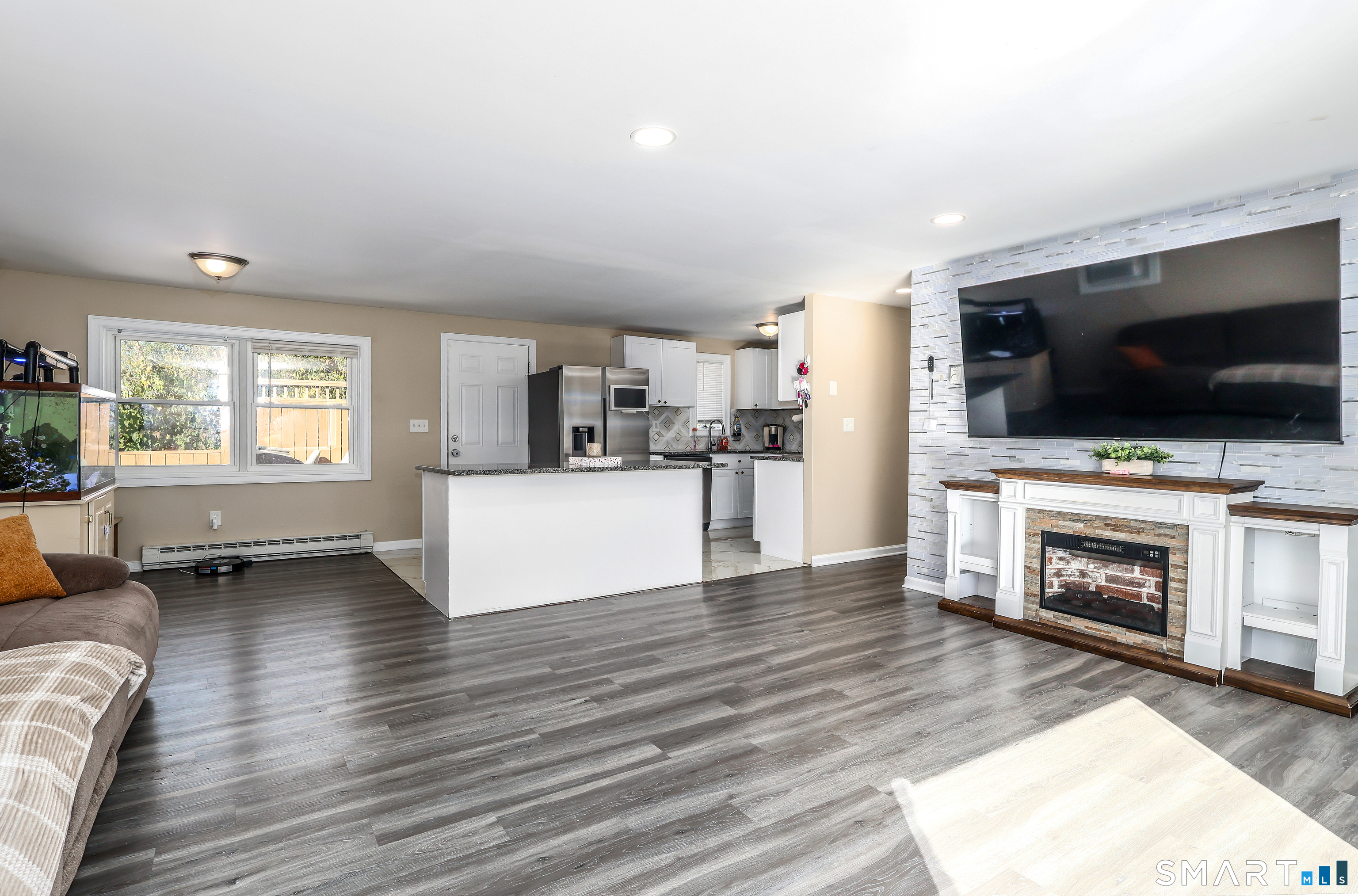 50 Deering Lane Waterbury CT 06706