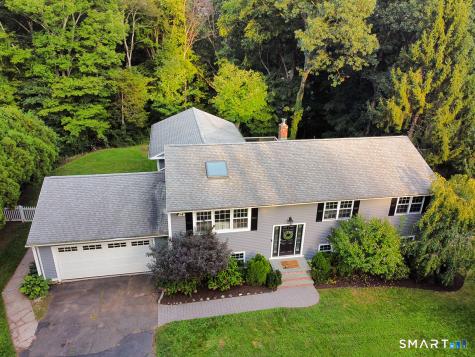 81 Old Coach Highway Hamden CT 06518