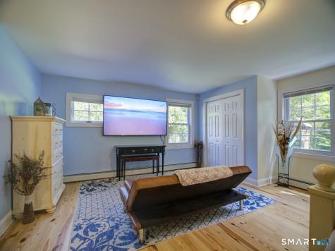 81 Old Coach Highway Hamden CT 06518