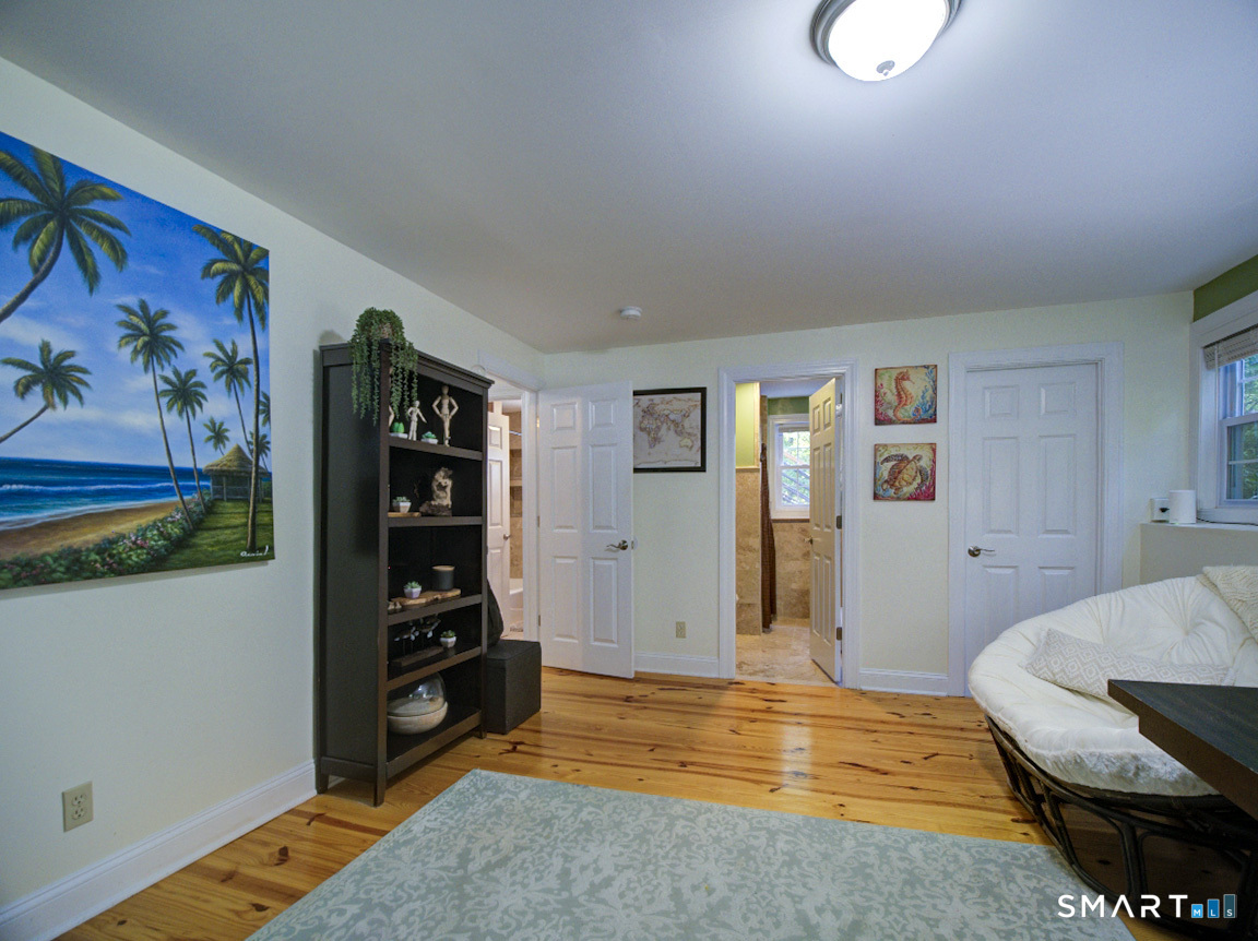 81 Old Coach Highway Hamden CT 06518