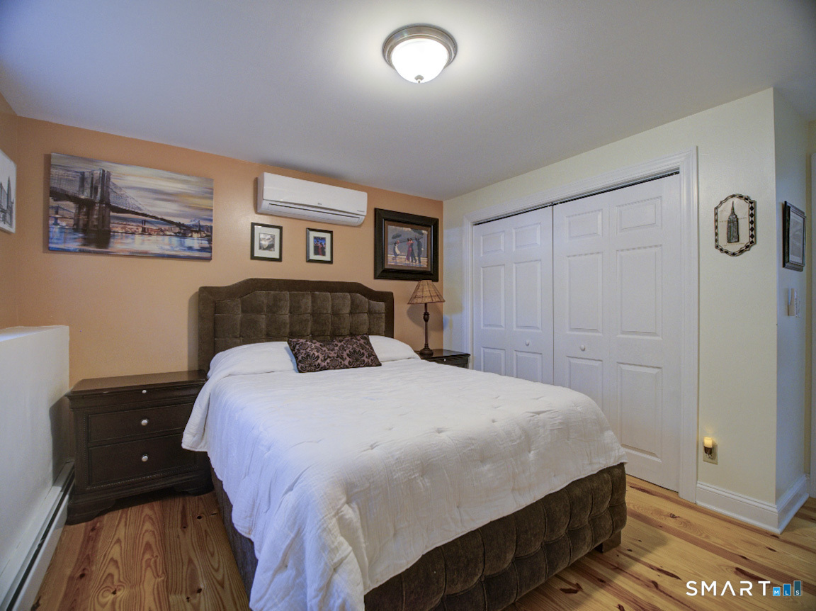 81 Old Coach Highway Hamden CT 06518