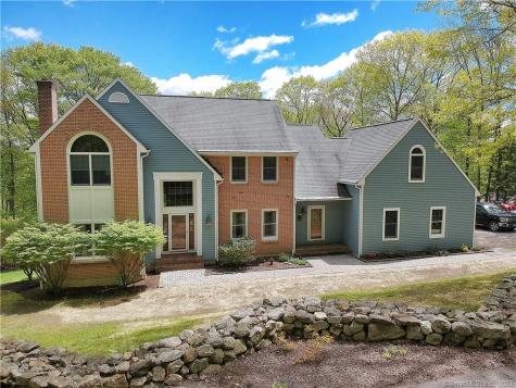 76 Deerwood Drive Bethlehem CT 06751