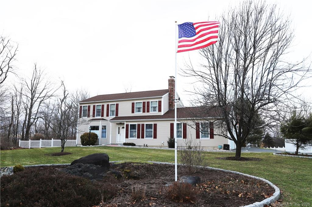 118 Gillotti Road New Fairfield CT 06812