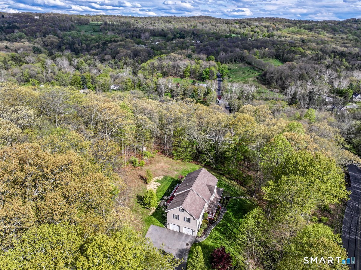 22 Big Bear Hill Road New Milford CT 06776