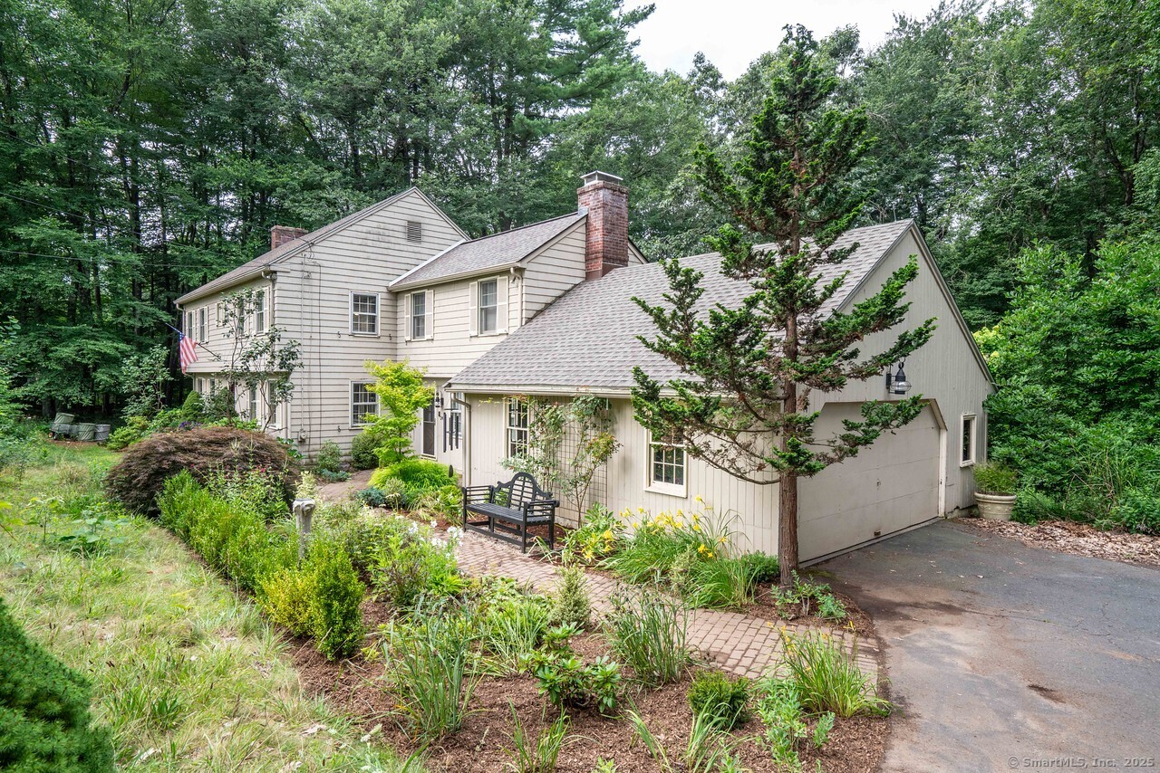 241 Duncaster Road Bloomfield CT 06002