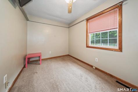 33 Red Robin Road Naugatuck CT 06770