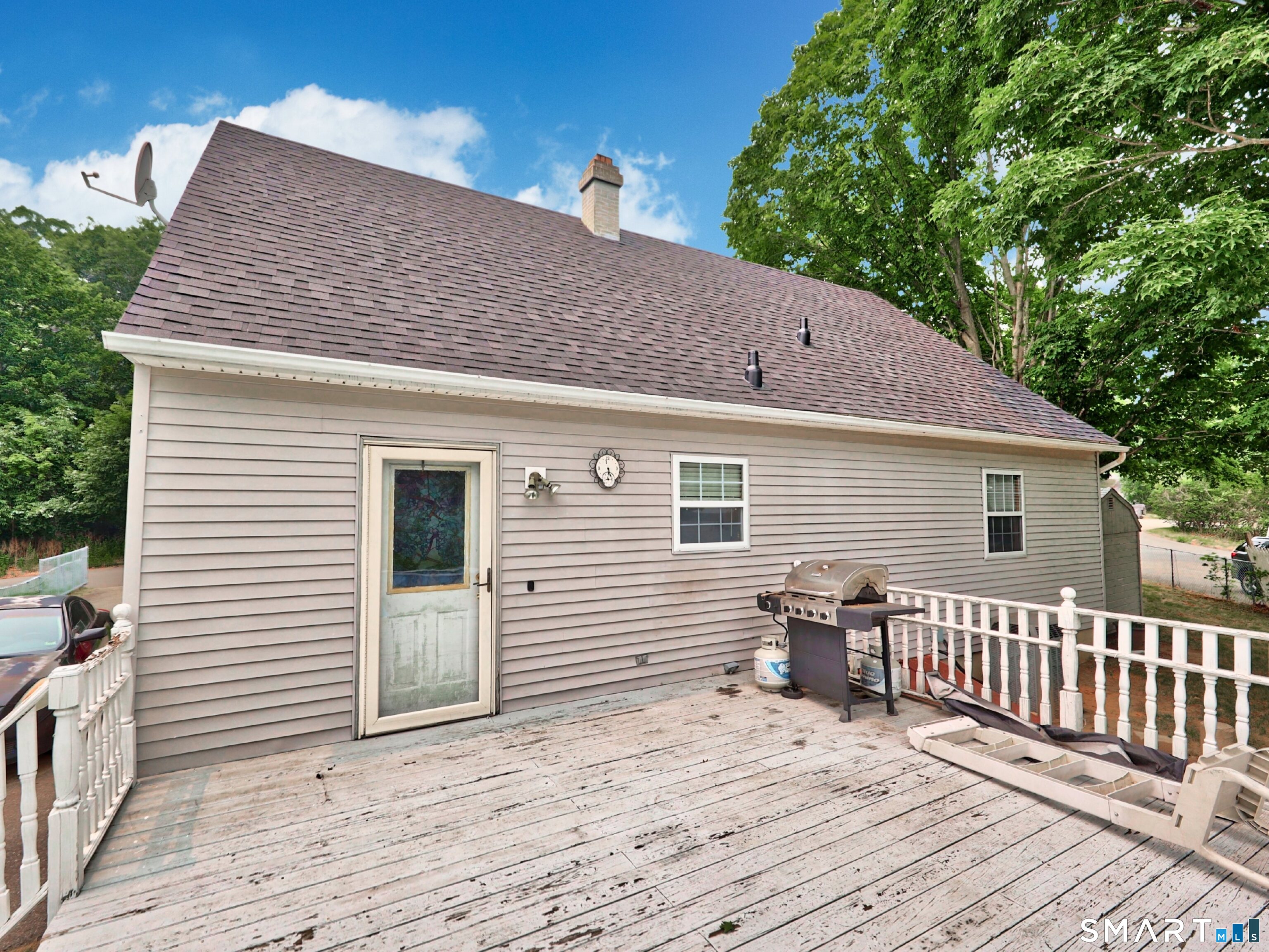 33 Red Robin Road Naugatuck CT 06770