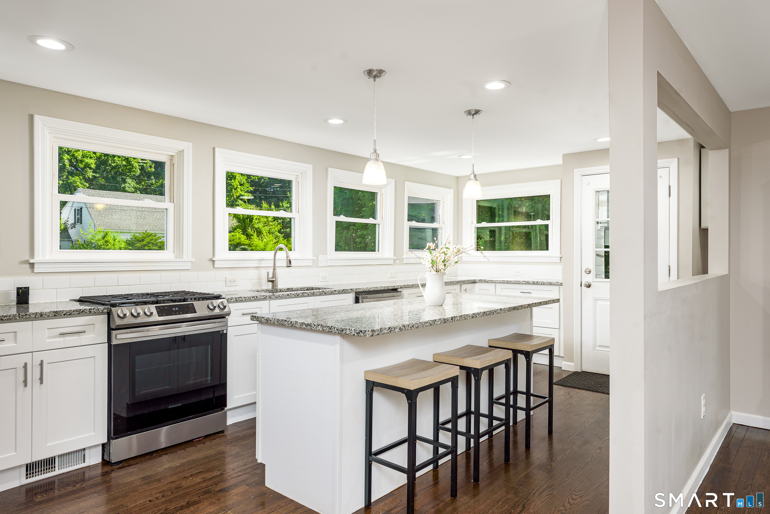 23 Ludlow Road Windsor CT 06095
