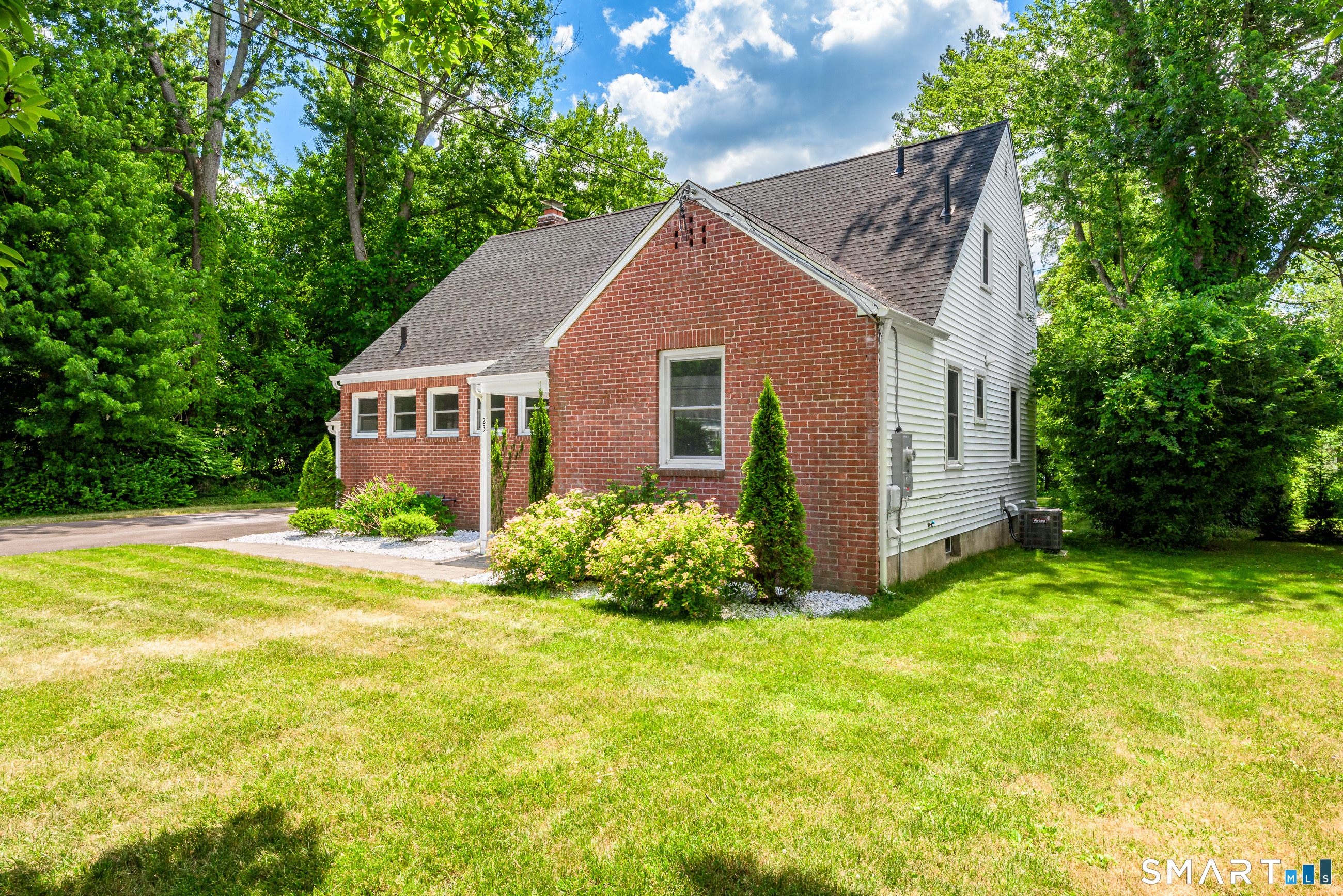 23 Ludlow Road Windsor CT 06095