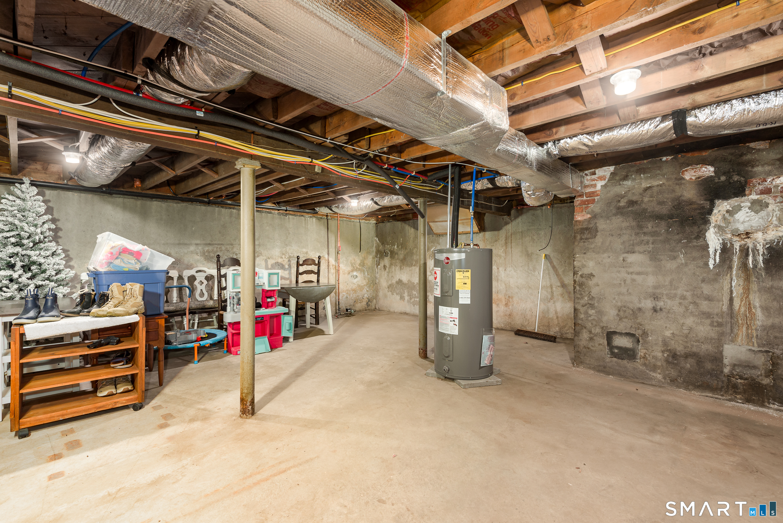 23 Ludlow Road Windsor CT 06095