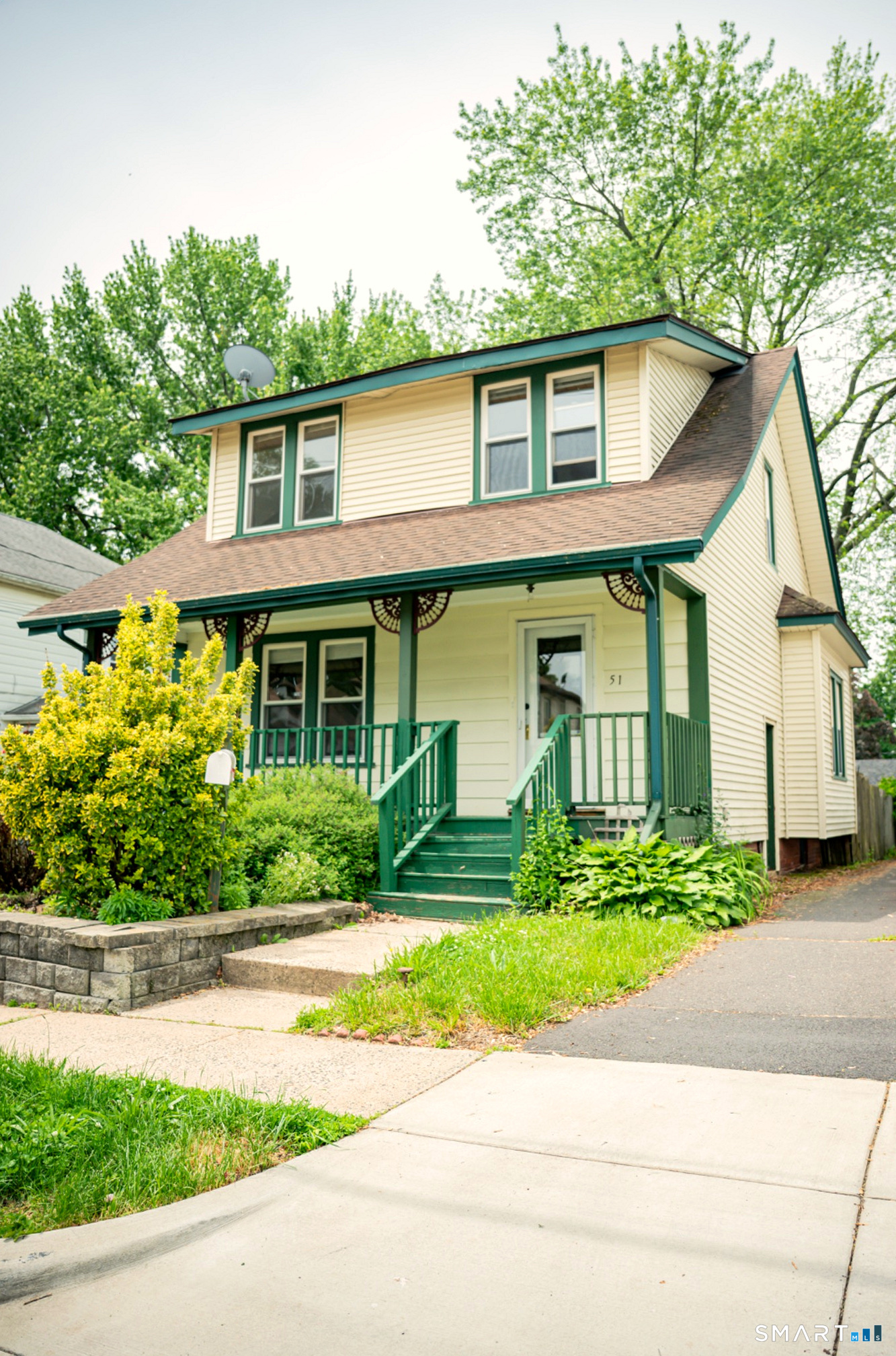 51 Nesbit Avenue West Hartford CT 06119