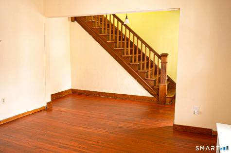 51 Nesbit Avenue West Hartford CT 06119