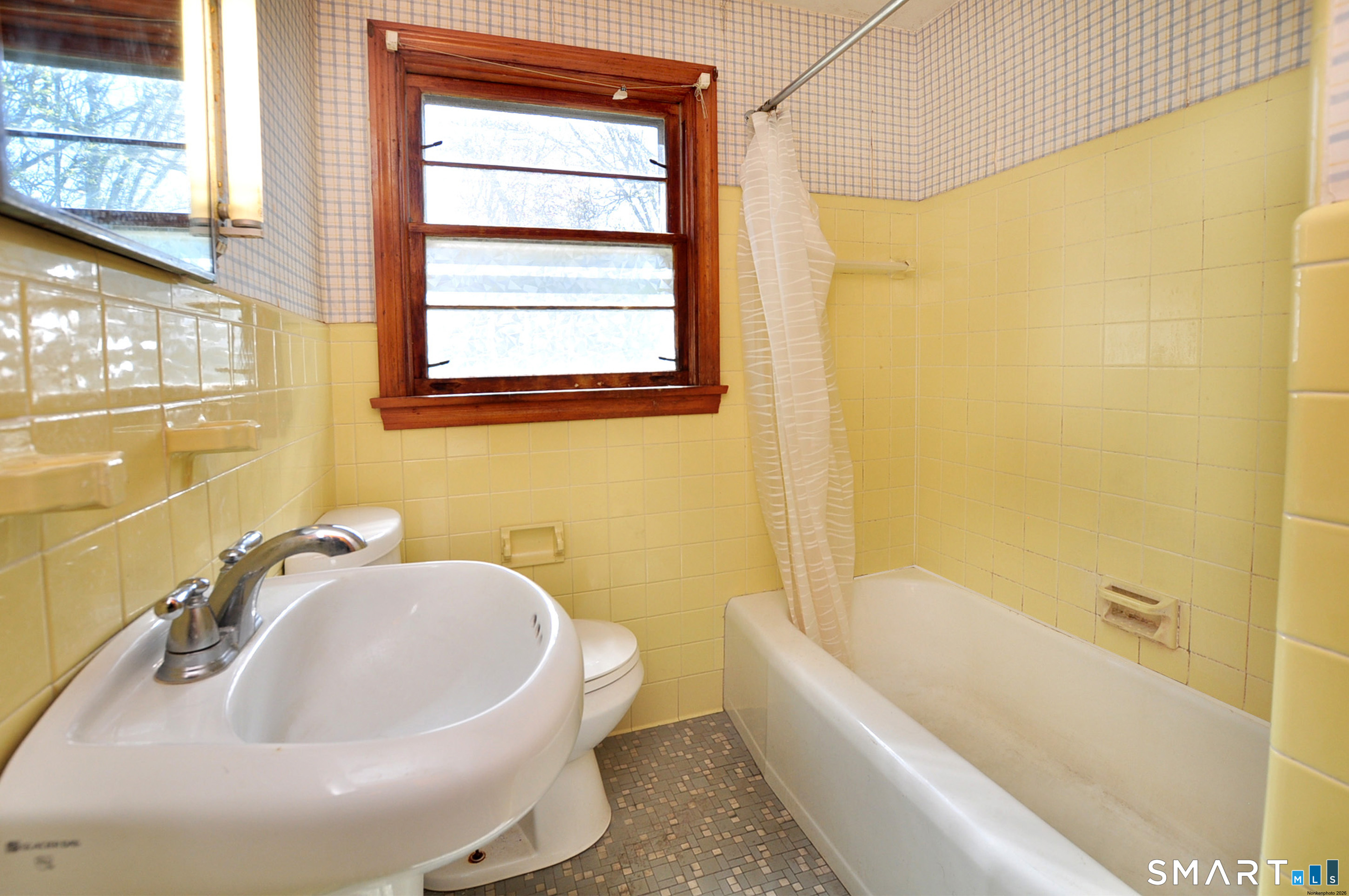 1782 Farmington Avenue Farmington CT 06085