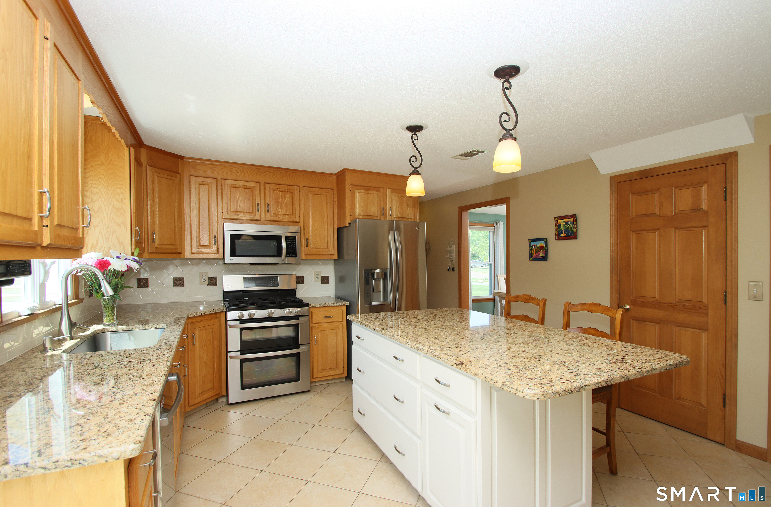 7 Vincent Circle South Windsor CT 06074