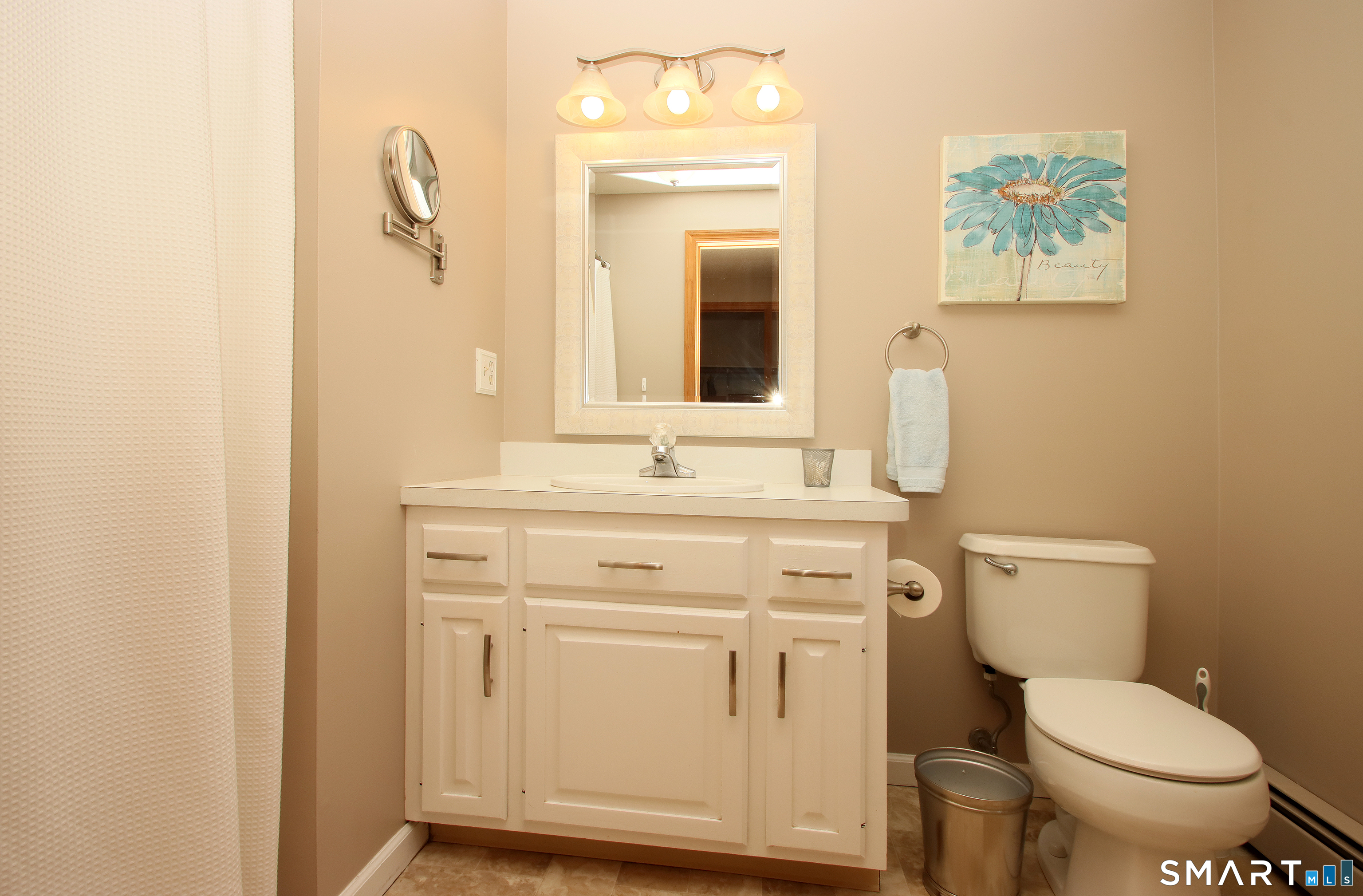 7 Vincent Circle South Windsor CT 06074
