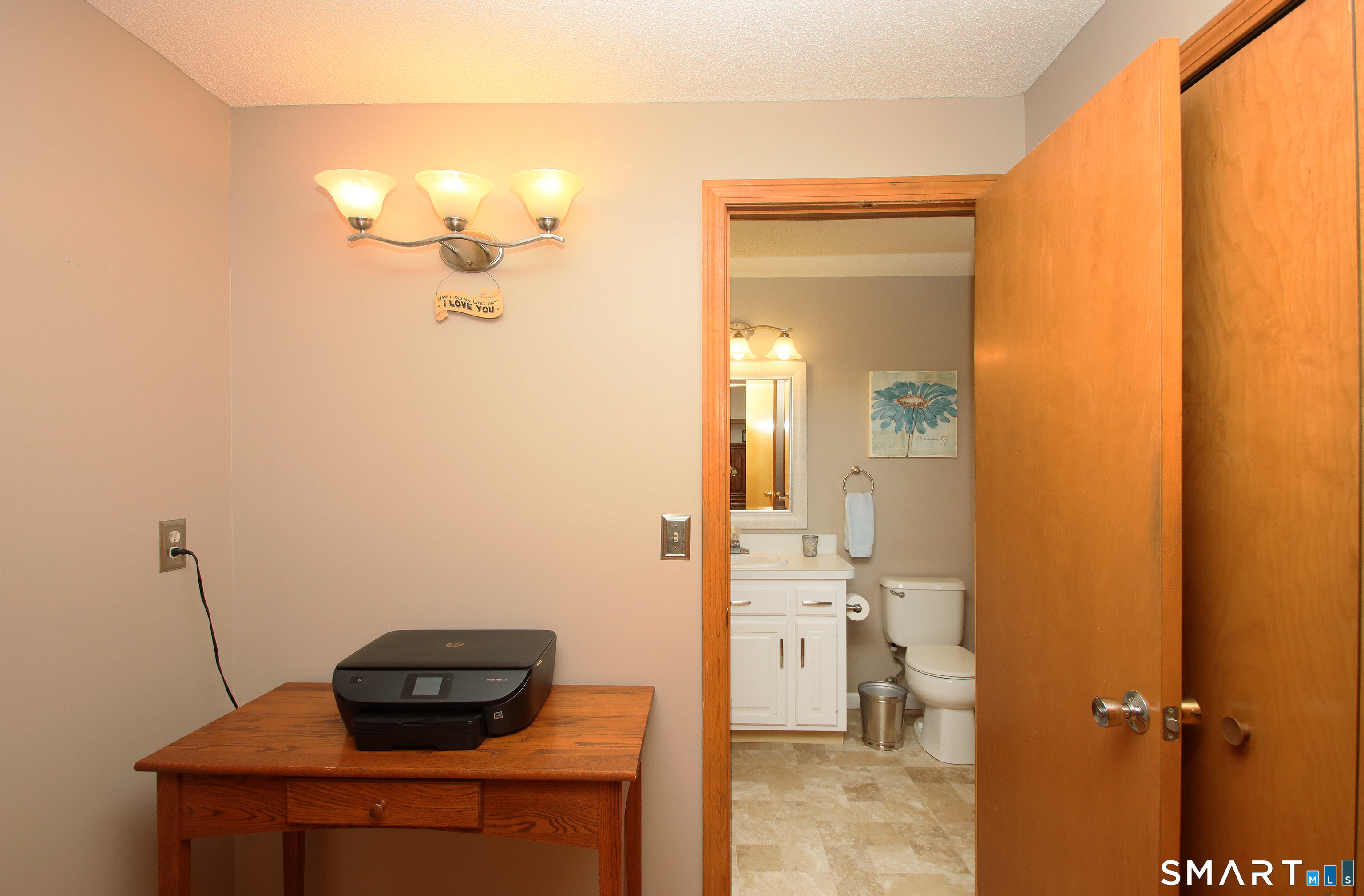 7 Vincent Circle South Windsor CT 06074