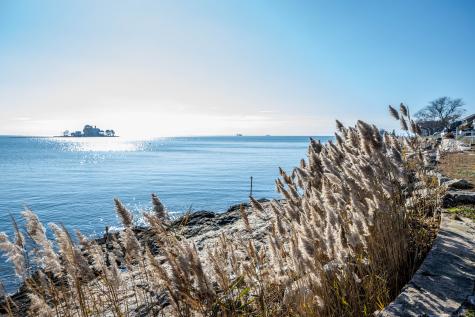 5 Maltby Street Branford CT 06405