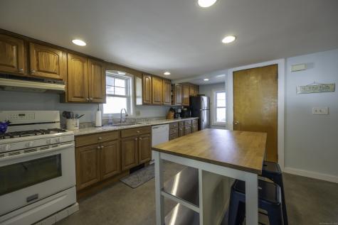 5 Maltby Street Branford CT 06405